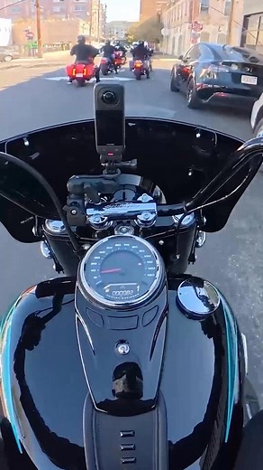 Didn’t know my bike had SECRET modes?? #harleydavidson #motorcyclelife #bikelife #auto | Her Two Wheels