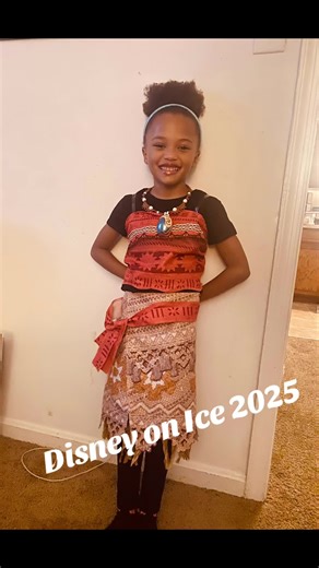 The girls enjoyed the Disney on Ice show!