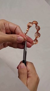 2.2K views · 70 reactions | Simple bracelet but very impressive and fancy | jewelry making tutorial | copper wire | Lan Anh Handmade | Facebook