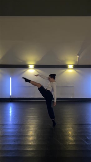 Dance Choreography Inspired by SZA's Music