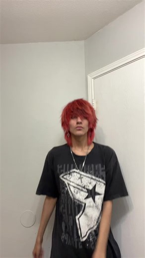 poopeaterrr.67 (@poopeaterrr.67)’s videos with som original - Cysmic🌙