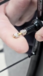 Clik Valve by Schwalbe is next level in tire inflation... | Trishop Concept Store