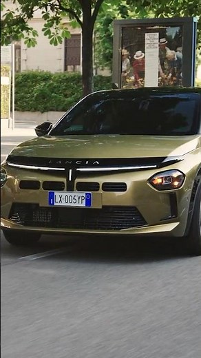 The new Lancia Ypsilon Hybrid delivers effortless performance with eco-conscious efficiency