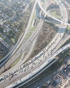 Take a look at our digital interface Volvo Connect and how it supports your transport business and keep your trucks moving. | Volvo Trucks