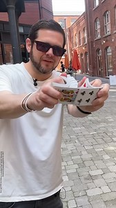 Incredible card magic trick