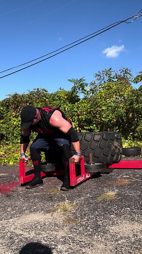 Car Deadlift Simulator for Strongman Training