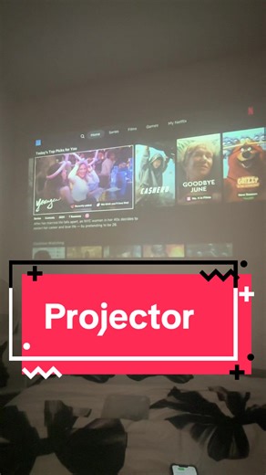 Space-Saving Projector for Movie Lovers