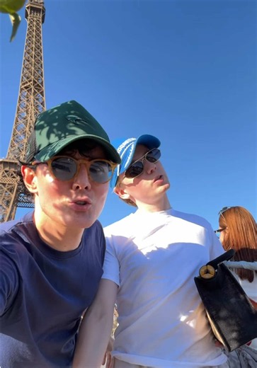 We ended up in Paris #paris #song #sing #couple #travel