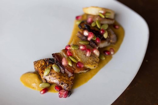 Our specials menu this week is changing with the seasons, and we can't wait for you to try it. Comment on this post with what dish looks the tastiest and we'll pick one of you to enjoy it on the house! "Changing Seasons" September 12th - 17th Scallop & Pork Belly Seared Lamb Loin Roasted Leg of Lamb Pumpkin Risotto Pumpkin Ice Cream | Juniper Restaurant