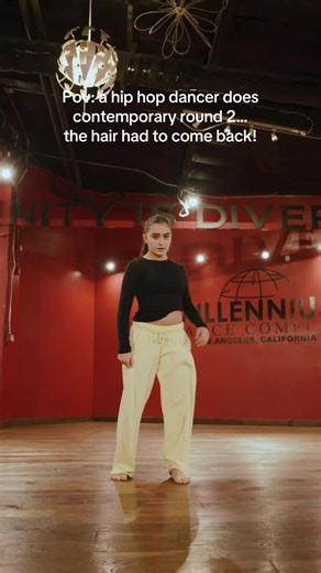 Round 1 or Round 2? 🖤💛 lmk in the comments!! 🧠: @shelby fletcher 🎶: “Bloodstream” 🎤: @alyssa grace 📍: @MDC DANCE COMPLEX #contemporary #dance #bloodstream #alyssagrace #milleniumdancecomplex