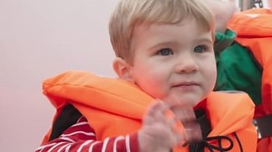 Watch Teletubbies Season 2 Episode 8 - Waving/ Catch the Ball