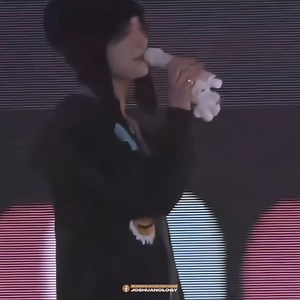 Joshua covered Jeonghan's part in 'Campfire' on both day 1 and day 2. 🥹🫶 - shuamoroll | Joshuanology