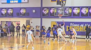 5.5K views · 46 reactions | Your Muskie boys are headed into half time with a 43-35 lead! | Discover Muscatine | Facebook