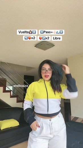 Downtown Dance Tutorial by Areli Loaiza: Easy Steps to Trendy Moves