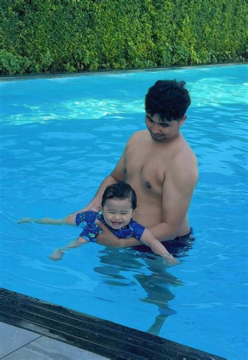 Swimming with Tigger 🩷