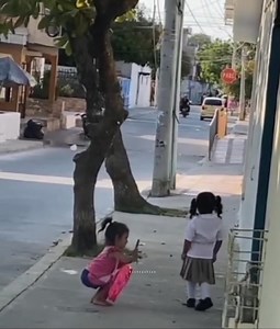 Imagine a world free of hate.🥺❤️‍🩹 | Ｄｉｓｔｒａｃｔｉｏｎ