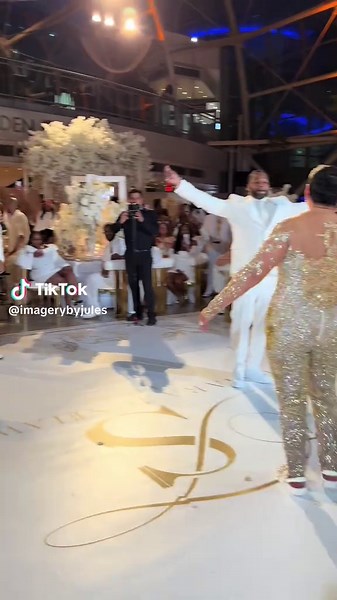 Couple’s First Dance to Kenny Lattimore