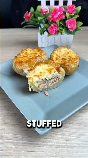Easy and delicious stuffed baked potato that everyone will love!