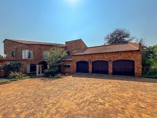 6 Bedroom House for sale in Blue Saddle Ranches - Meyerton - Property24