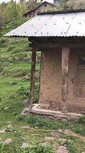 Old Home In Uri Place | Moin Uri Pahari