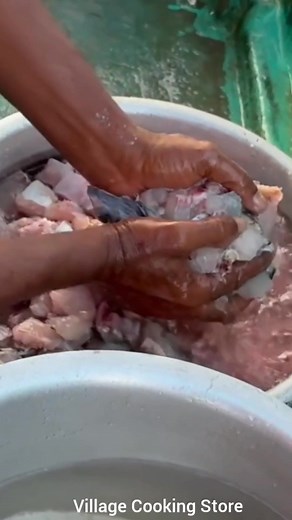 429K views · 3.4K reactions | Ocean-to-Pan: Real-Time Fish Cooking on a Moving Ship #GulfFishing #DeepSeaAdventure #ShipKitchen #SeaCooking #BigCatch #LuxuryLifestyle #OutdoorLifestyle #FishingLife #SeaExperience #PremiumFishing | Village Cooking Store | Facebook