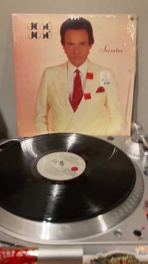 1983 Jose Jose Lo Dudo Sampling | Who Sampled?