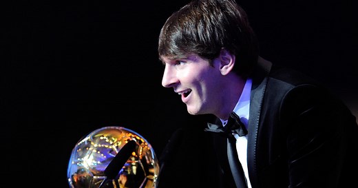 Du plus glorieux au plus polémique : On a classé les 8 Ballons d'Or de Messi