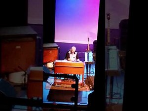 Video clip of Mike Finnigan at McPherson Opera House