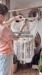 Macrame and pampas - a match made in heaven. 🌾🌸 #macrametutorial #timelapseart #macramewallhanging #macrame #natureinspiredart | Nature's inspired Macrame