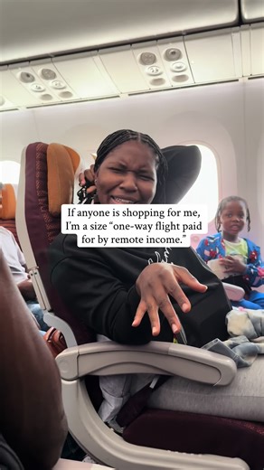 If you’ve ever refreshed your Stripe or PayPal and immediately opened Skyscanner… we’d probably be best friends 🫶 There’s something special about travel that your online business paid for. Whether it’s booking flights without asking for PTO, watching your kids run on a new beach, or answering emails from a café instead of a cubicle, it’s a vibe all its own. Here’s your reminder that you’re not crazy for wanting your income and your passport to work together. Want to learn more about how we trav