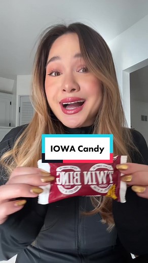 Twin Bing Candy Review from Iowa | Michelle Tries Every State Candy