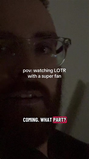 CORRECTION: Orlando Bloom broke his ribs falling off his horse and Jonathan Rhys-Davies fell on top during the Rohan chase scene Watching LOTR with a super fan. IYKYK #lotr #lotrtok #filmclips #funfacts