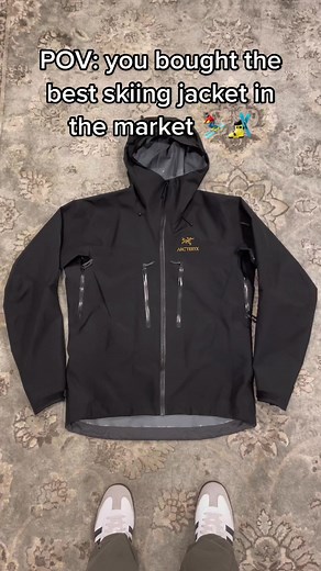 Best Skiing Jackets for Men: Styling Arc'teryx Ski Jacket