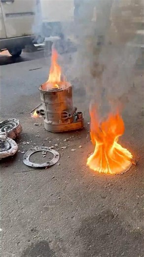 Zeekr 009 A/C compressor caught fire #electricvehicle #zeekr #evcar