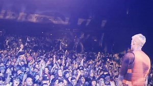 118K views · 6.2K reactions | finally home from AUSTRALIA 落鹿 xx | Machine Gun Kelly | Facebook