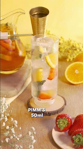 How to make the perfect Pimm's Cup (2 ways!) #cocktail #shorts