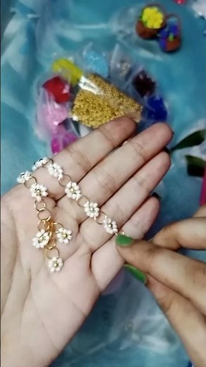 How to make a Daisy flower chain bracelet 🌼 || Easy DIY seed bead bracelet tutorial ‪#diy #handmade