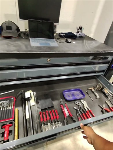 Is this the best Snap On box ever? #snapon #toolbox #tools