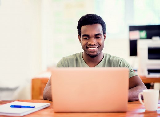 Here's How and When to Contact a Hiring Manager on LinkedIn