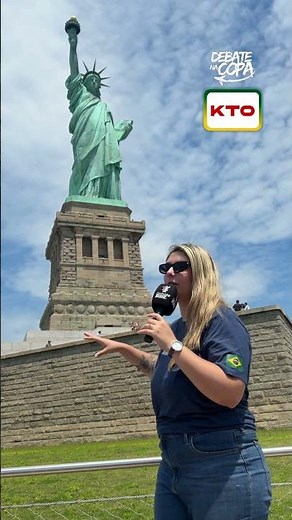 Debate at the Statue of Liberty