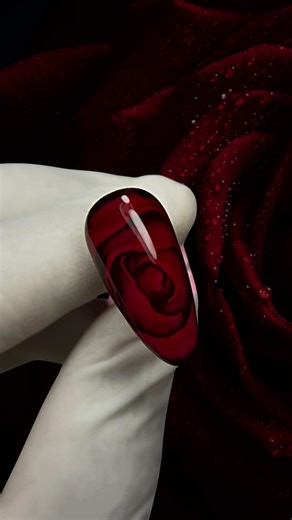 Passo a Passo para Rosa Encapsulada em Unhas