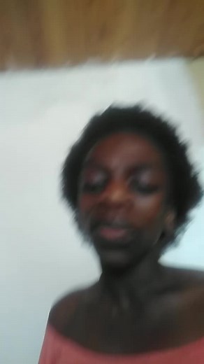 Styling Tips for Off-Shoulder Tops at Home