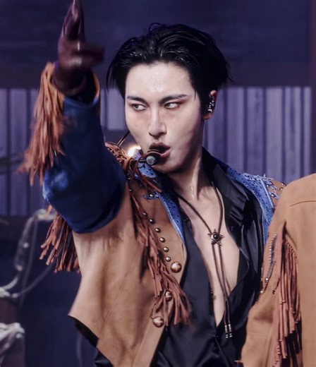 i’m officially a hwa girl😗 #seonghwa cc _jkszn shakes givjeon MY EDIT PACK AVAILABLE ON MY MAIN ACC @jkszn (link in bio) ac alphaaudios #seonghwaedit #seonghwaateez #ateez #fyp seonghwa mbc 2025 lemon drop, arriba django edit ateez atiny fyp trend kpop