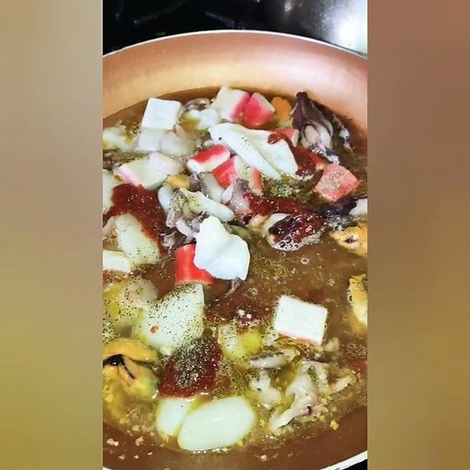 Quick and easy Garlic Buttered Frozen Seafood Mixed Recipe Cooking Tutorial | Jaz Nathan #shorts