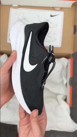 Nike Revolution 7: Budget Shoes, Expensive Feel