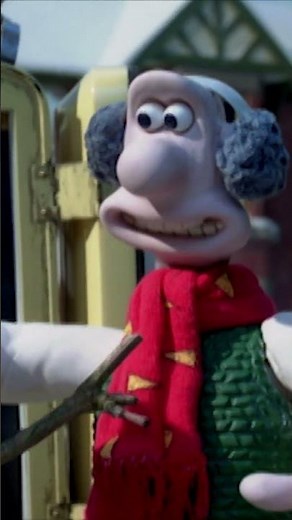 The Great Snowman Competition! ❄️⛄ | Wallace & Gromit #shorts