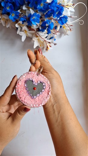 DIY Keychain Making #keychain #diykeychain #keychainmaking #diy #artandcraft #craft #papercraft #art