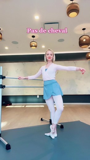 Pas de Cheval: Ballet Step Explained