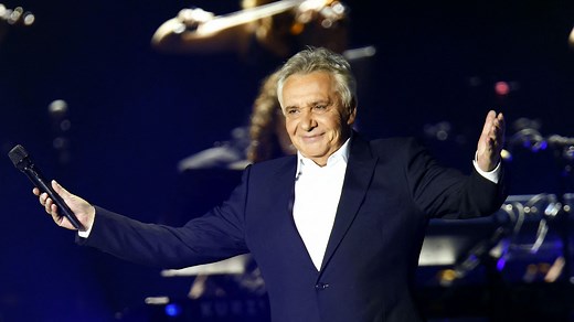 Cinq après ses adieux à la scène, Michel Sardou va repartir en tournée