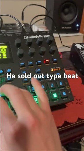 dj discount #synth #synthesizer #digitakt #drummachine #elektron #beats #music #korg #discount